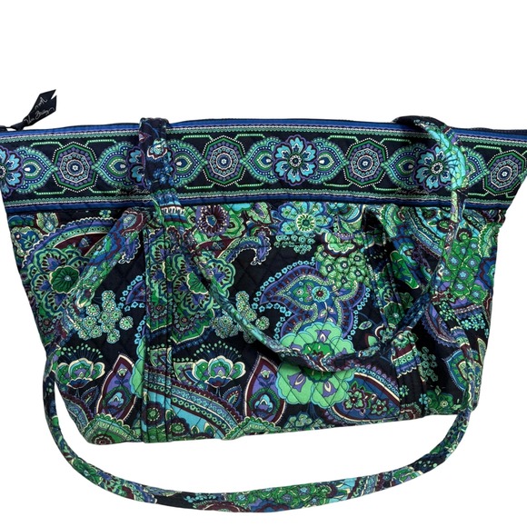 Vera Bradley Handbags - Vera Bradley Quilted Tote Bag Emerald Paisley Print Top Zip Shoulder Bag